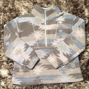 Koolaburra by Ugg Gray and Cream Aztec Patterned 1/2 Zip Sherpa